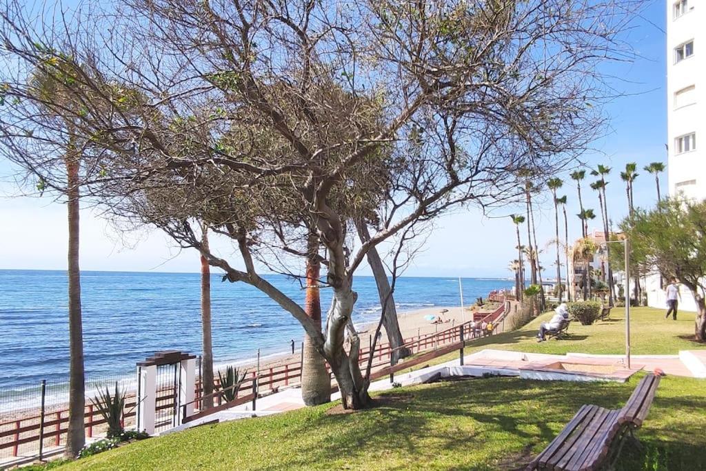 Appartamento Algaida Beachfront - Seaview Studio Costa Del Sol Sitio de Calahonda Esterno foto